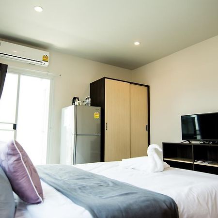 At Ease Hotel Suvarnabhumi Bang Phli Екстериор снимка